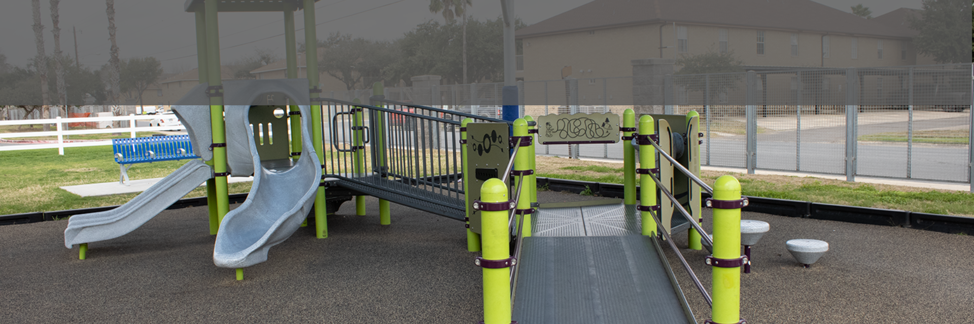 1920 x 640_Playground